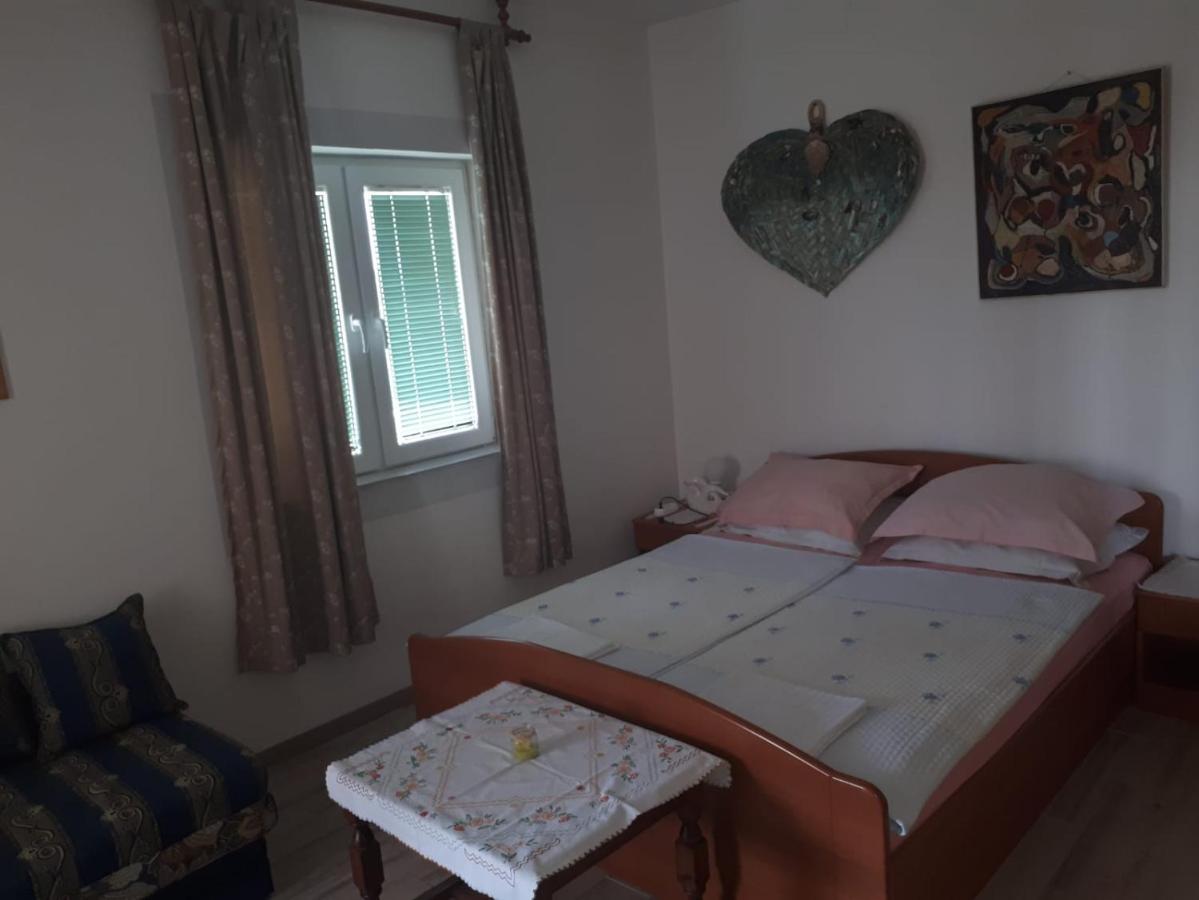 Apartment Ana Rogoznica  Eksteriør billede